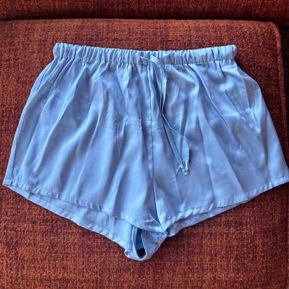 The Robe UA Crystal Blue PJ Set - Picture 6 of 8